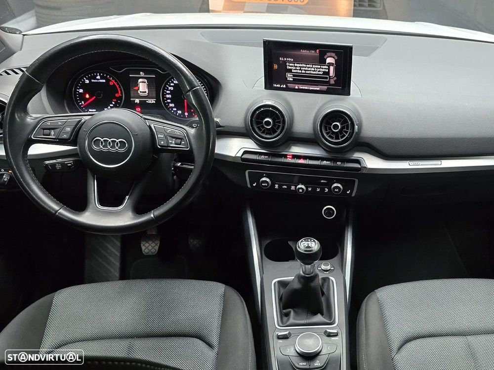 Audi Q2 1.6 TDI Sport - 8