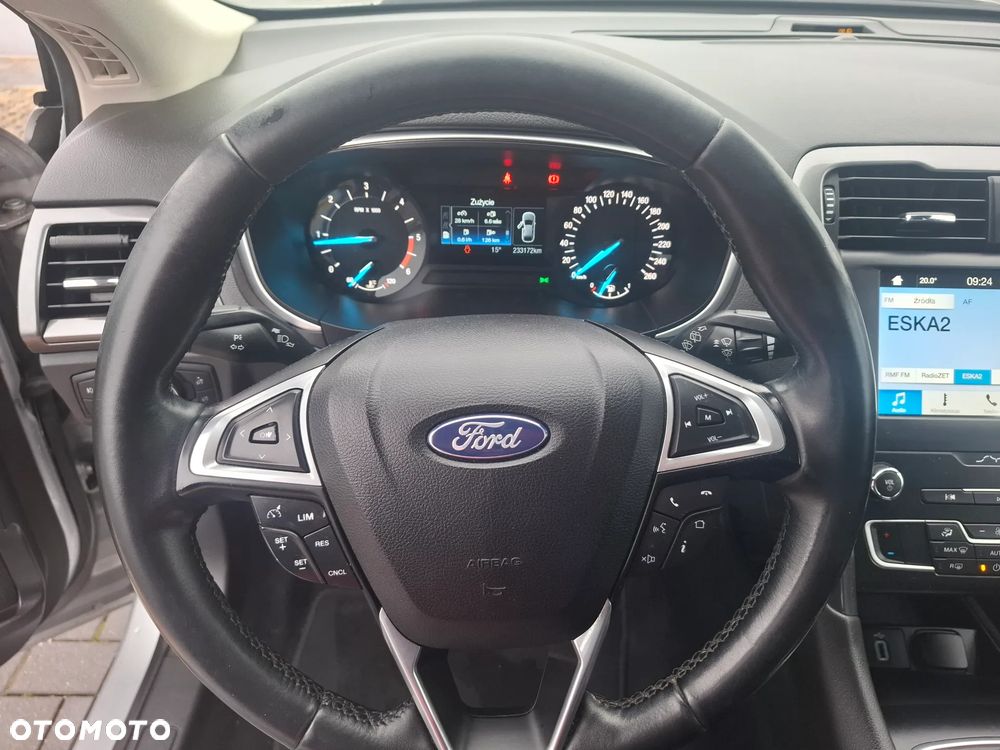 Ford Mondeo 2.0 TDCi Titanium - 11