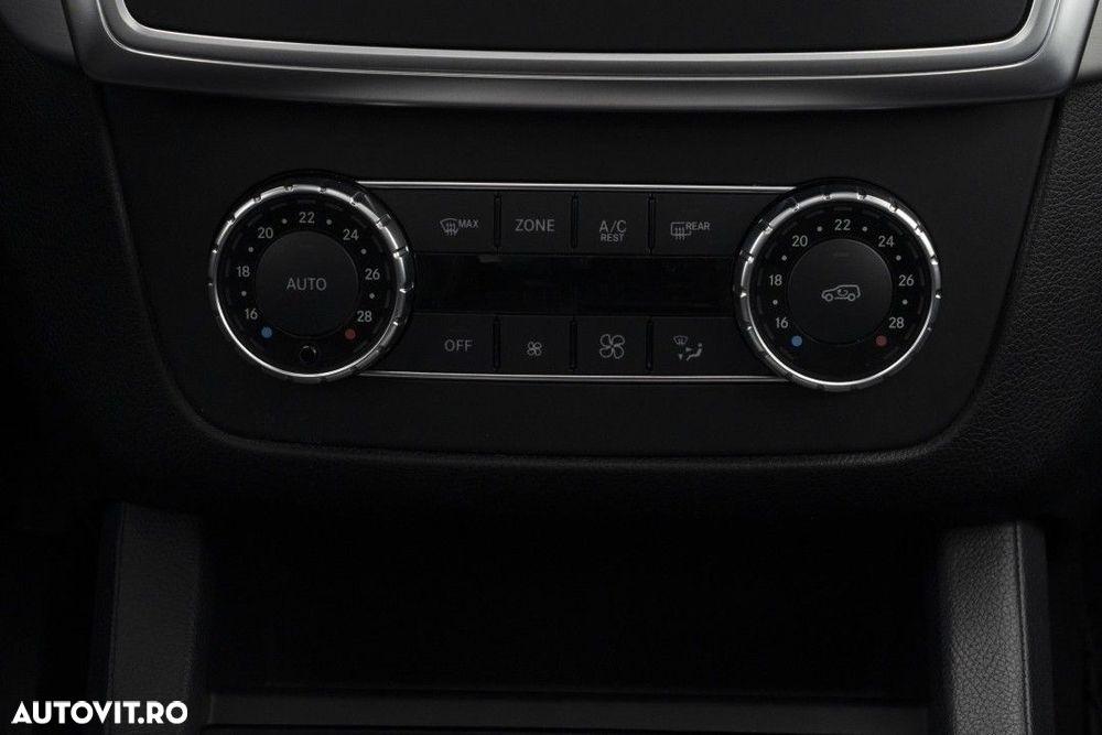 Mercedes-Benz ML - 21