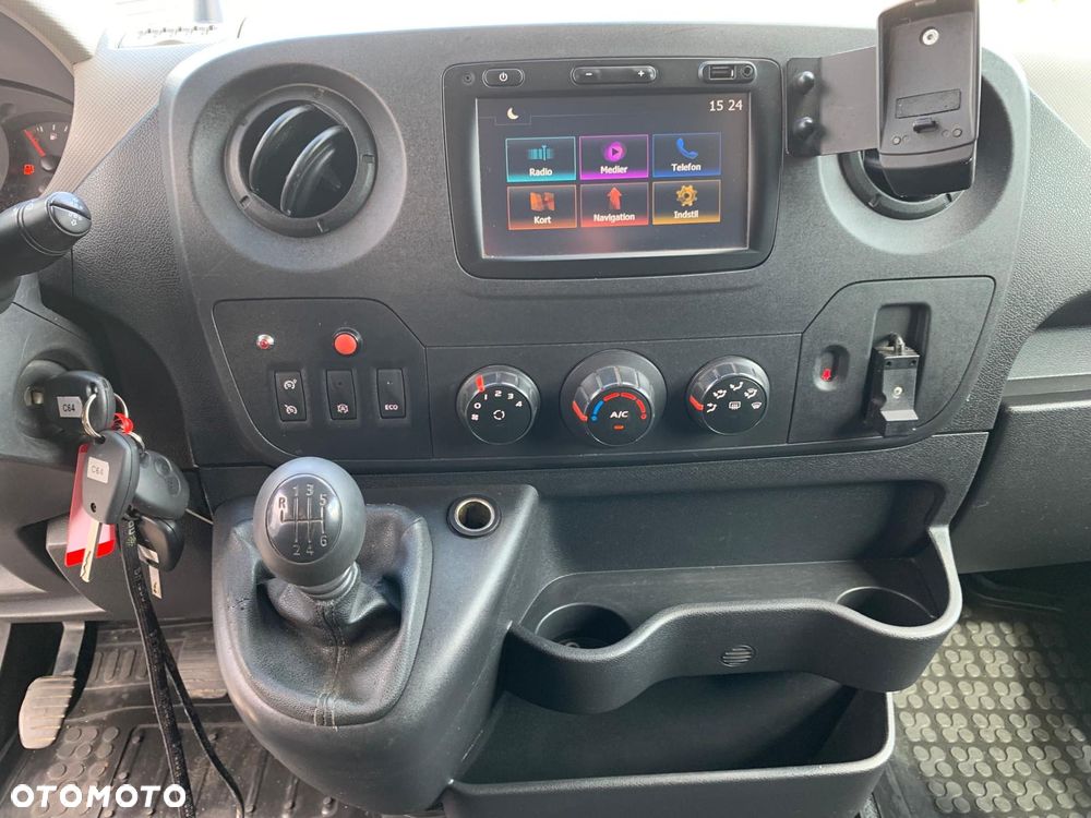 Renault Master - 24