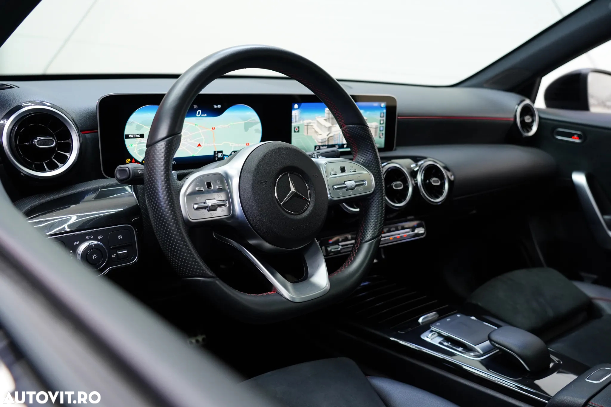 Mercedes-Benz A 200 7G-DCT AMG Line - 10