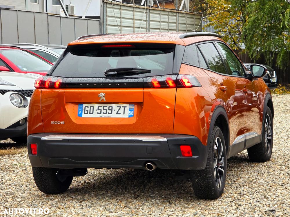 Peugeot 2008 1.5 BlueHDI 130 S&S EAT8 Allure - 12
