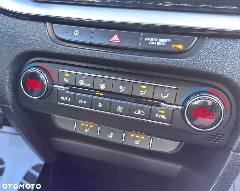 Kia XCeed 1.4 T-GDI L Business Line - 22