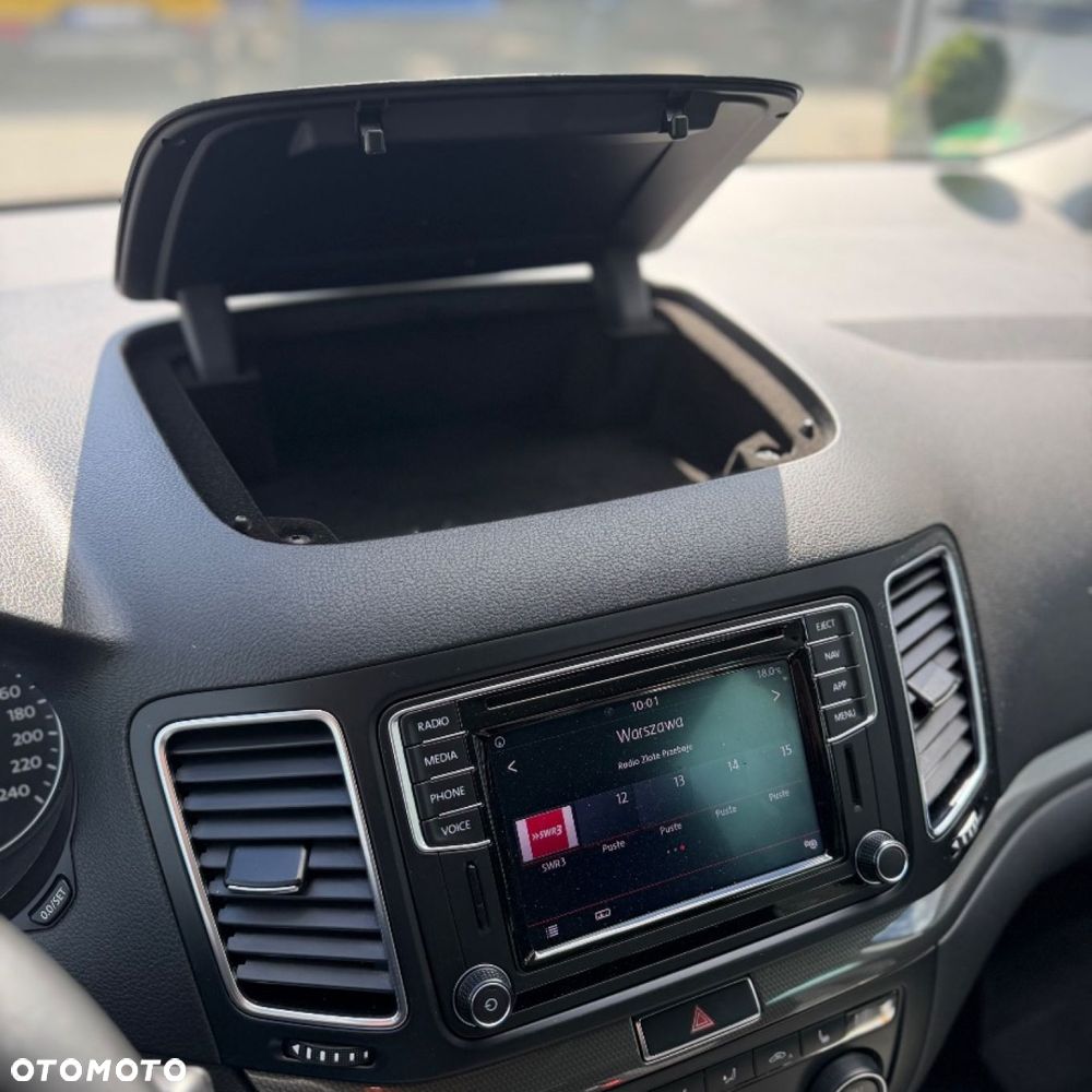 Volkswagen Sharan - 37