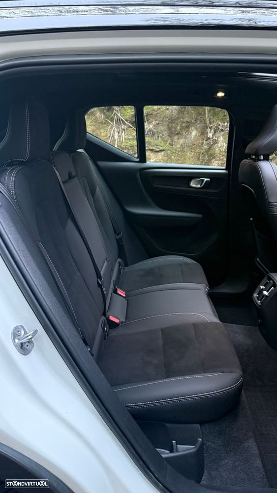 Volvo XC 40 Recharge Twin Ultimate - 11