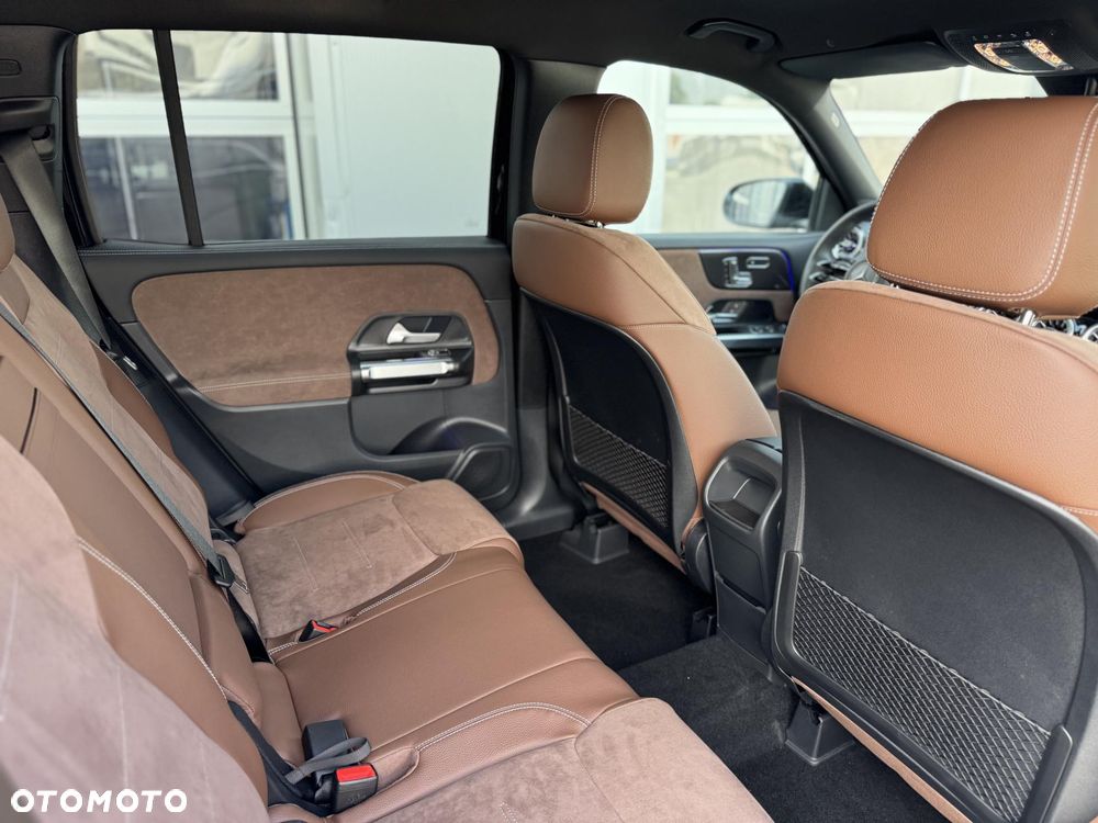 Mercedes-Benz GLB 200 AMG Line 7G-DCT - 18