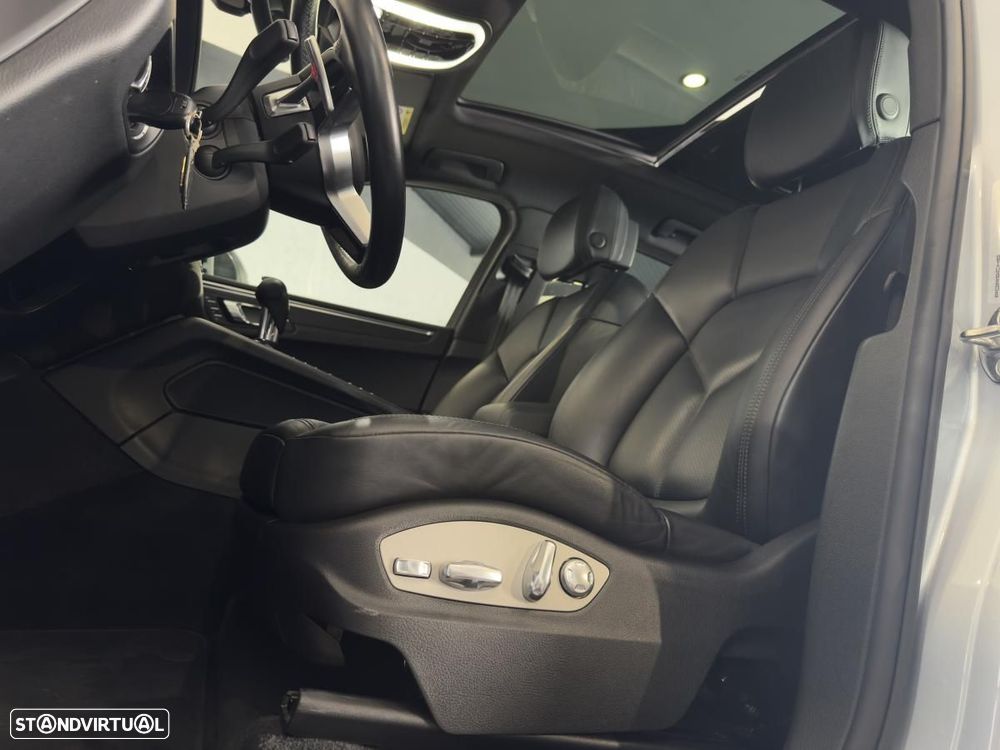 Porsche Macan PDK - 12