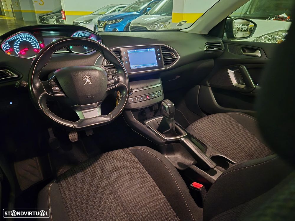 Peugeot 308 SW 1.6 BlueHDi Style - 31