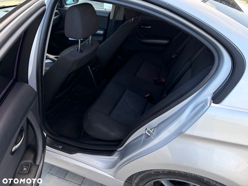 BMW Seria 3 320d - 11