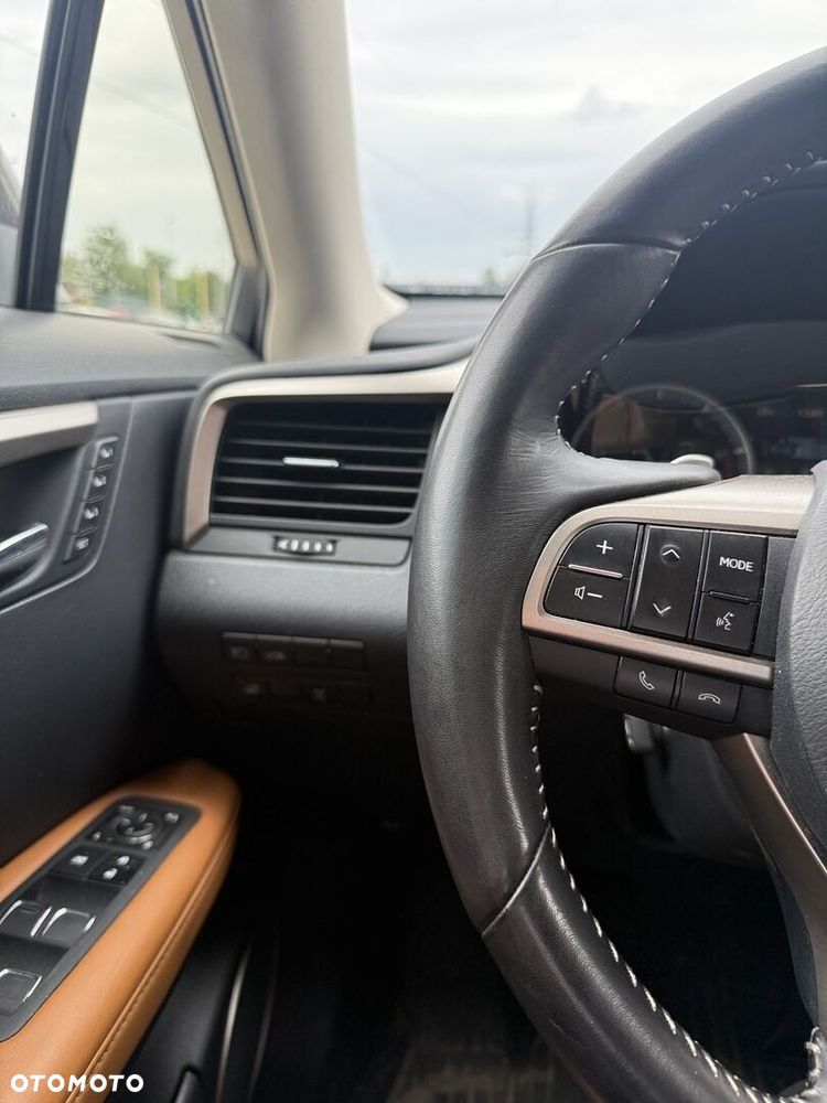 Lexus RX - 13