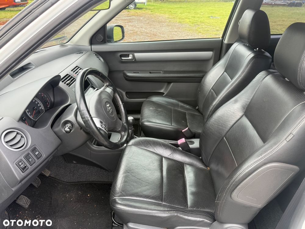 Suzuki Swift - 7