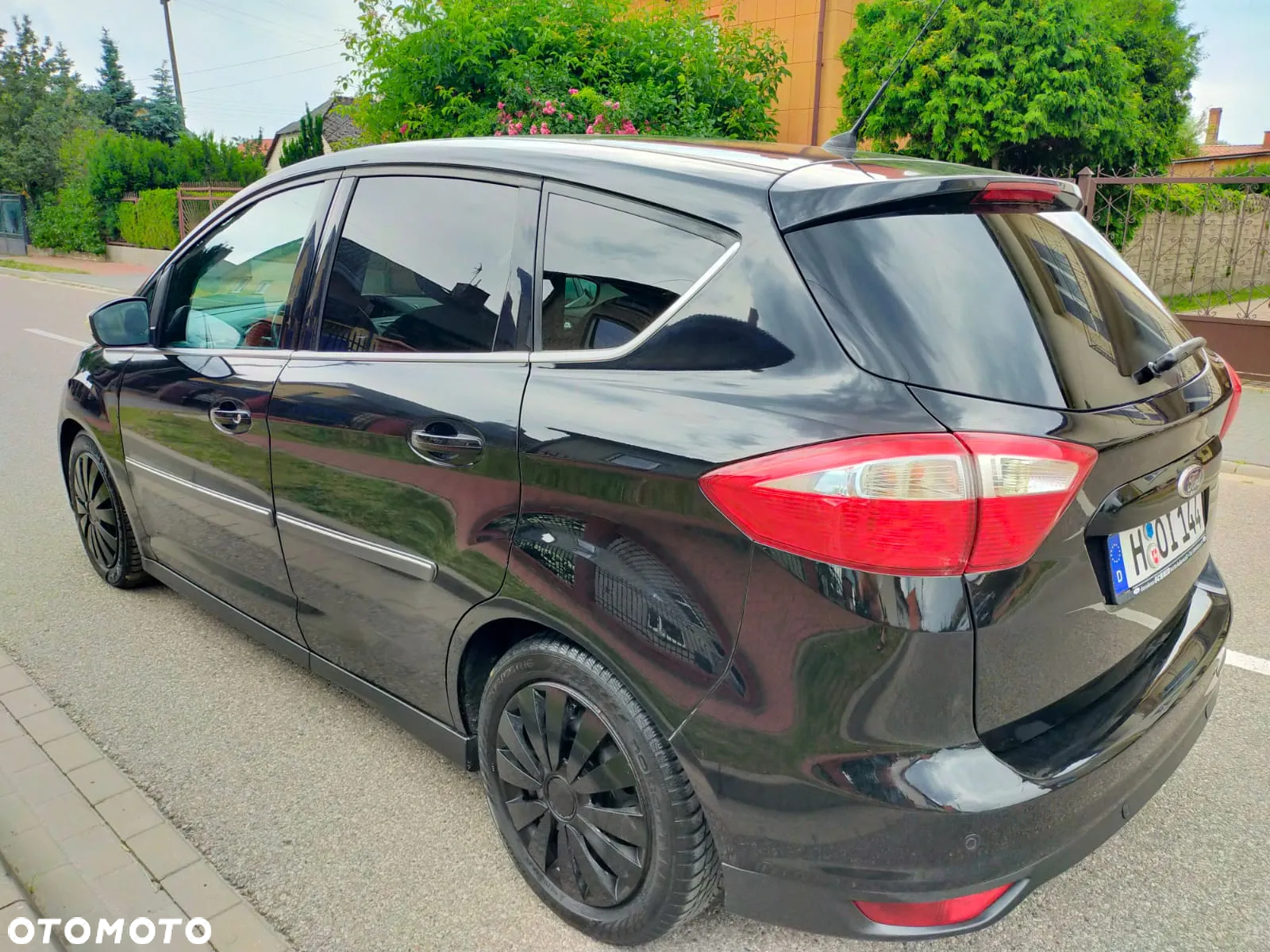 Ford C-MAX 1.6 EcoBoost Start-Stop-System Champions Edition - 4