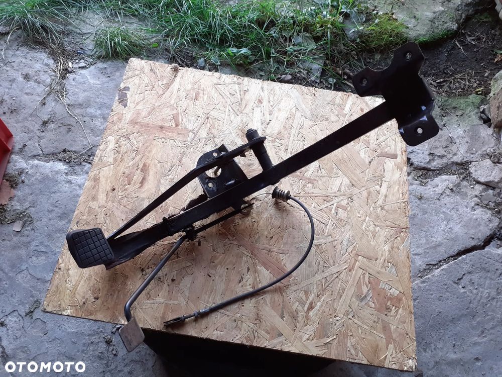 12003 Pedały AIXAM A741 - 1