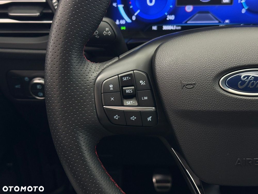 Ford Kuga 1.5 EcoBoost FWD ST-Line X - 22