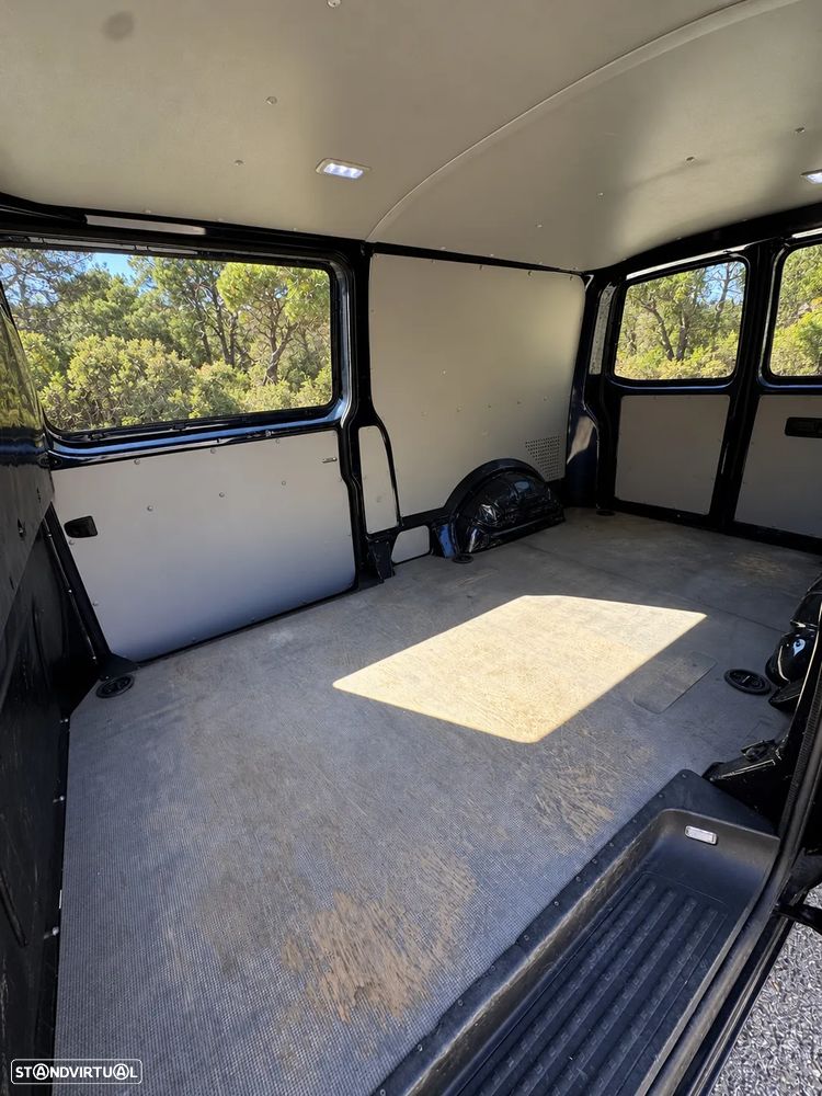 VW Transporter - 27