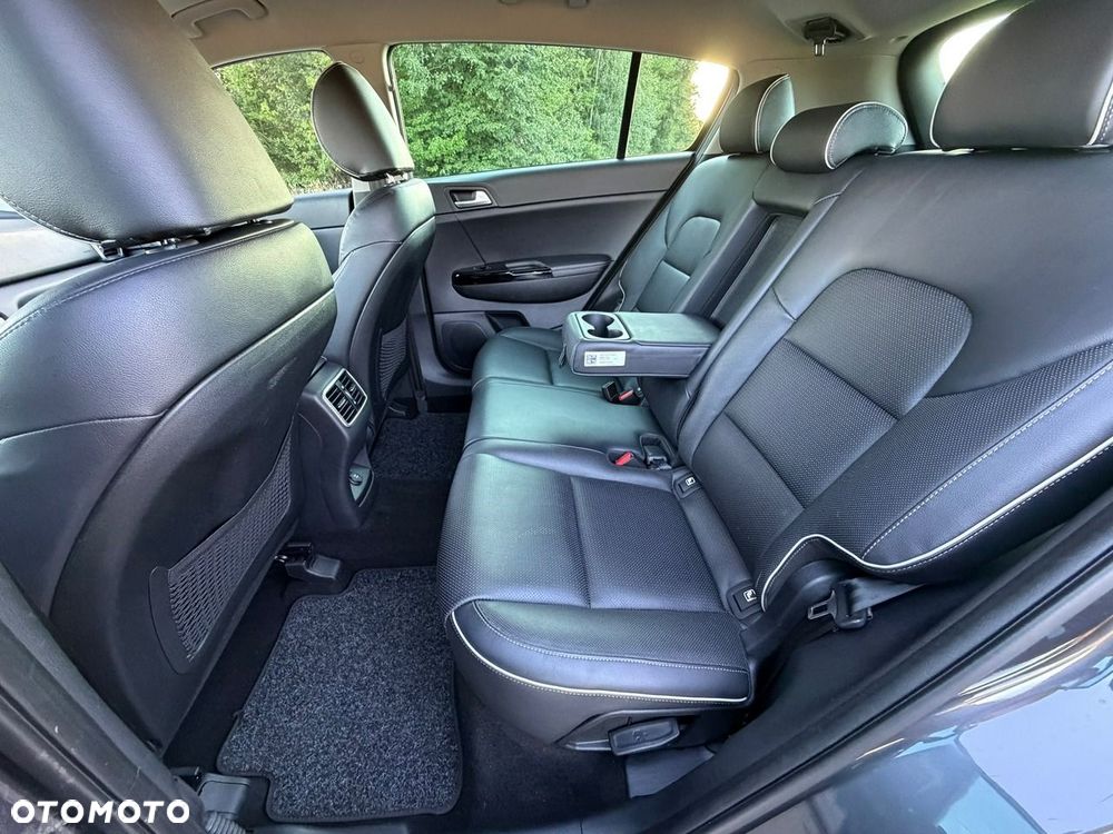 Kia Sportage - 16