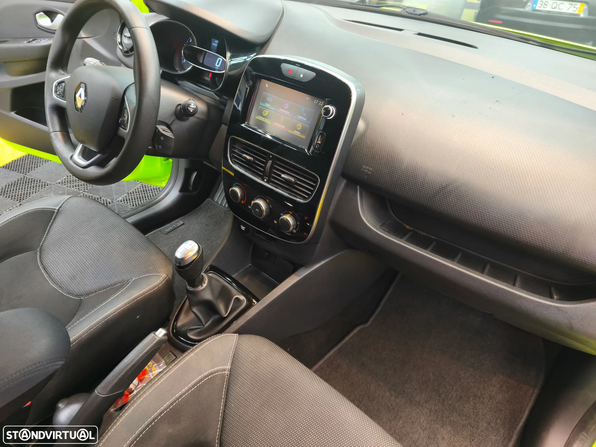 Renault Clio Sport Tourer dCi 75 Stop & Start Life - 12