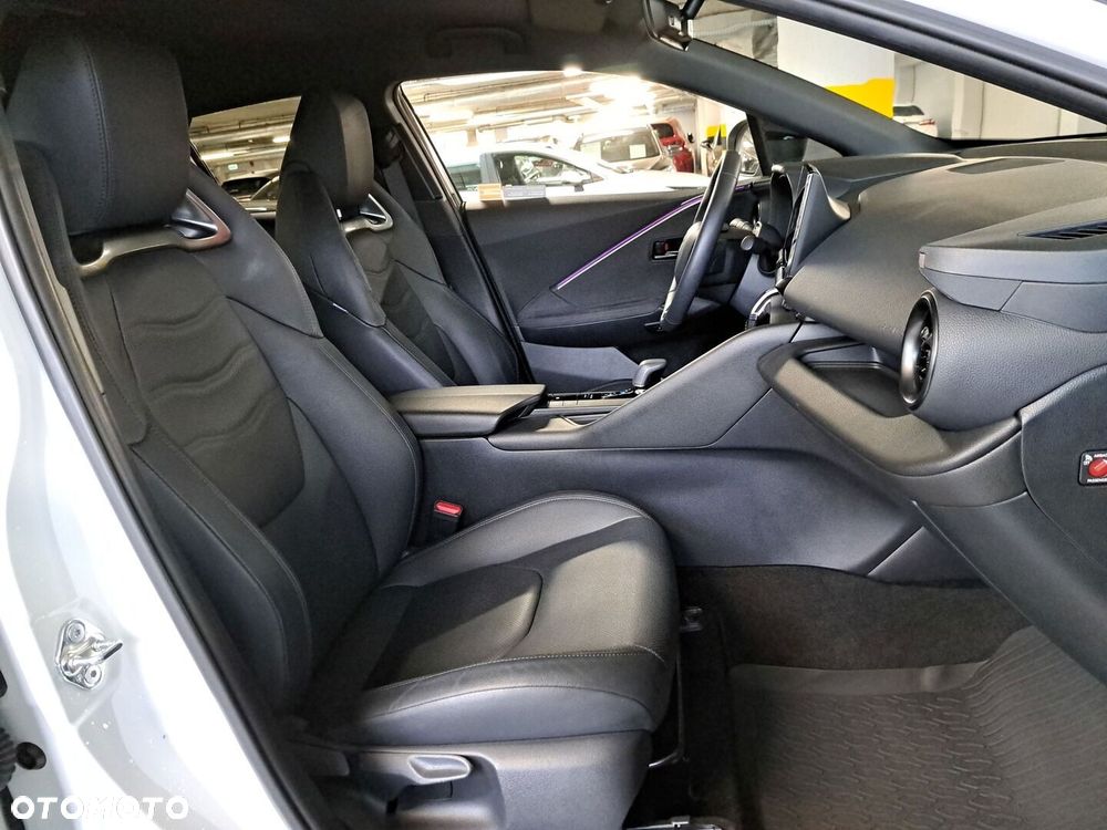 Toyota C-HR - 16