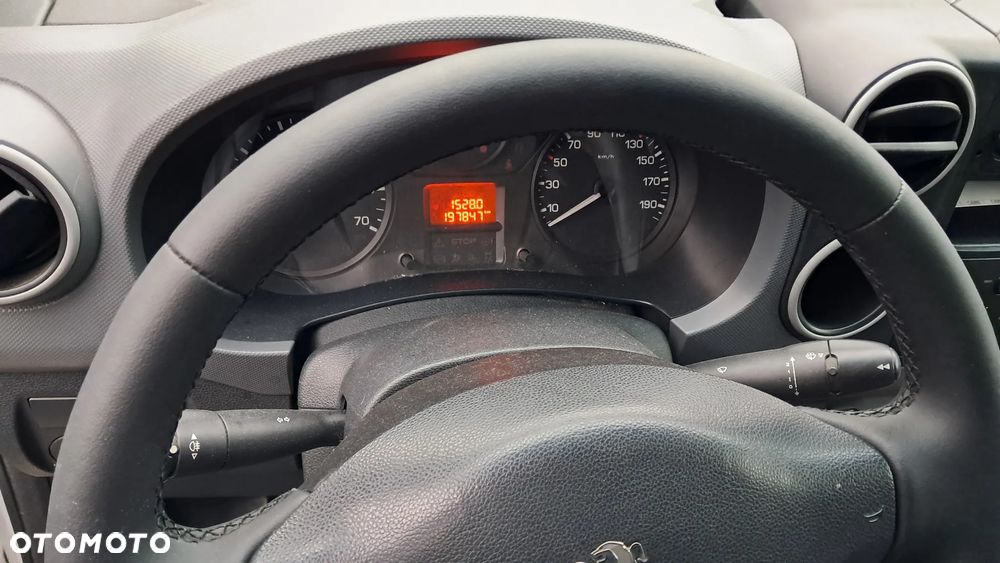 Peugeot Partner - 12