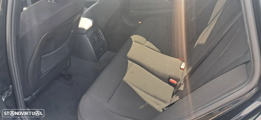 BMW 320 d Line Sport Auto - 12