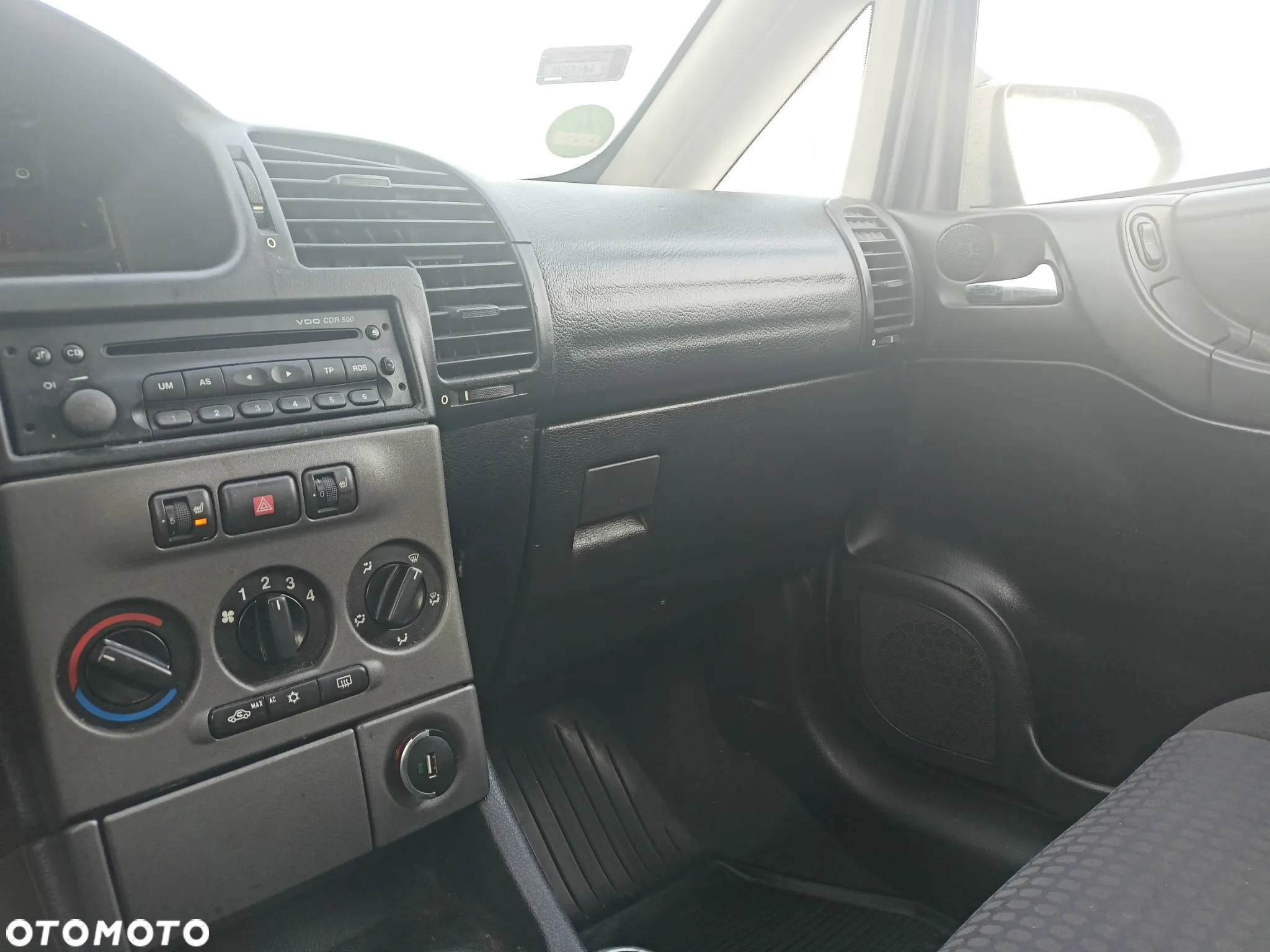 Opel Zafira - 13