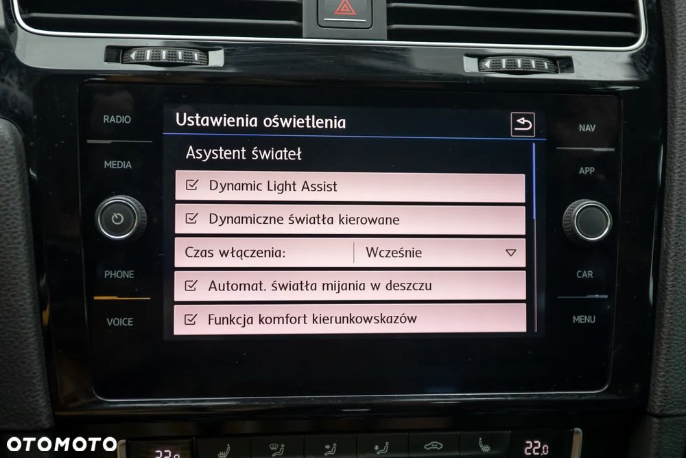 Volkswagen Golf Variant 2.0 TDI SCR DSG Highline - 32