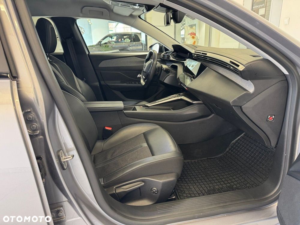 Peugeot 308 1.2 PureTech Allure Pack S&S EAT8 - 11