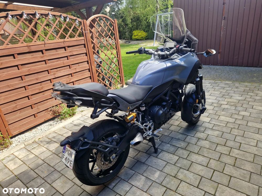 Yamaha NIKEN - 6