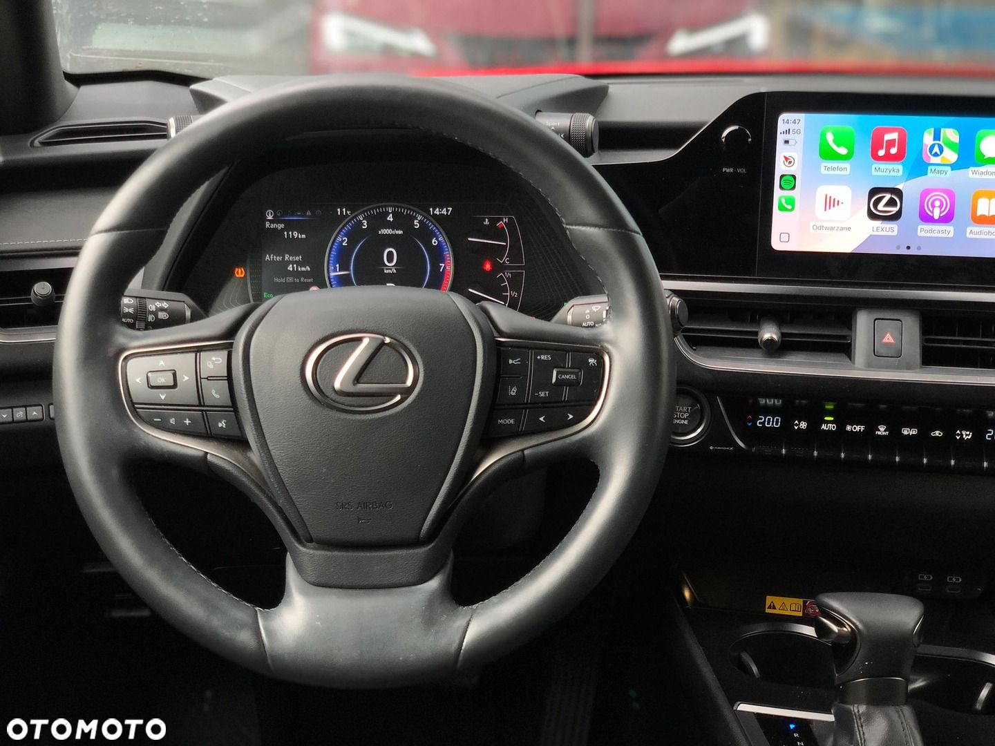 Lexus UX - 14