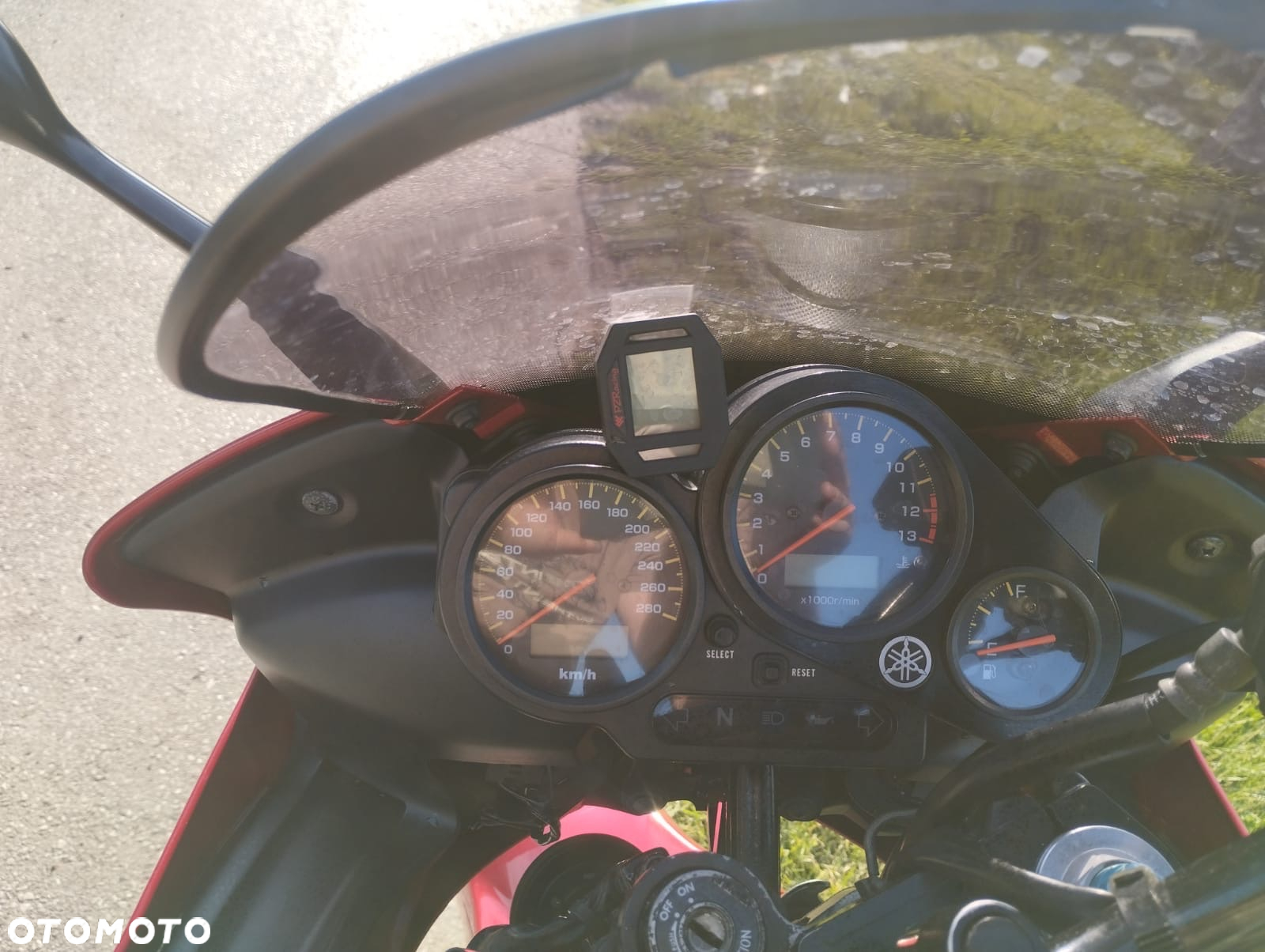 Yamaha FZS - 11