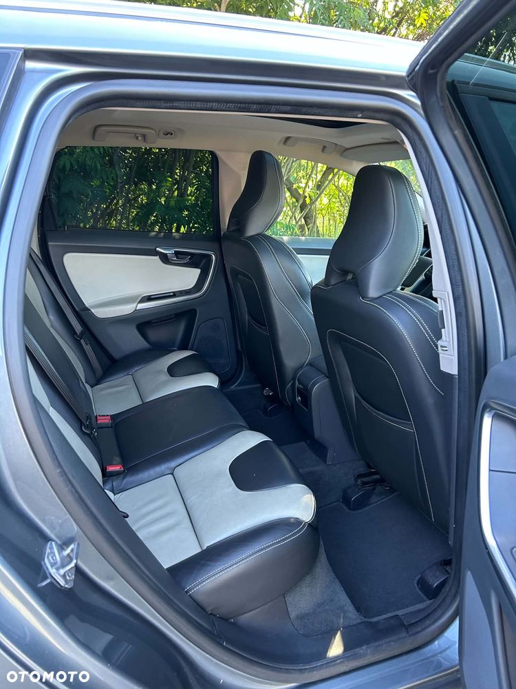 Volvo XC 60 D4 Drive-E Summum - 2