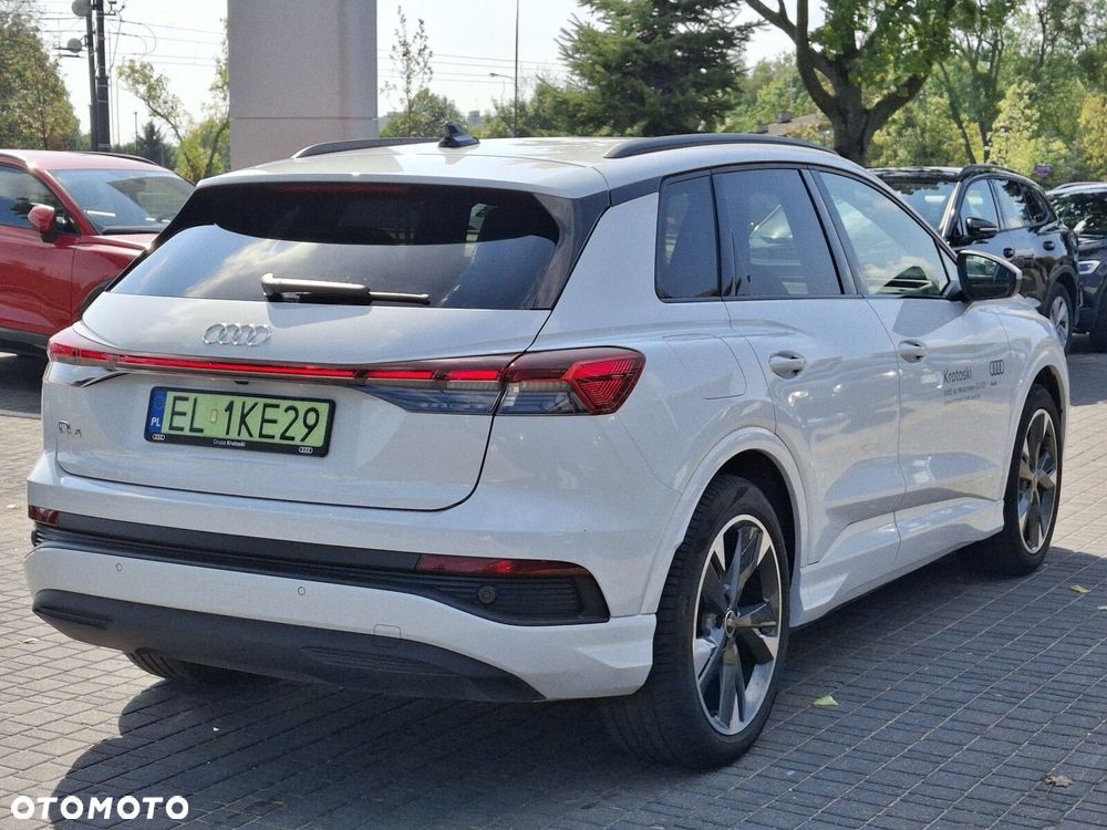 Audi Q4 e-tron - 4