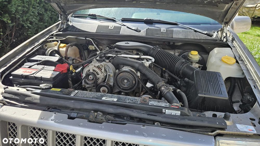 Jeep Grand Cherokee - 8