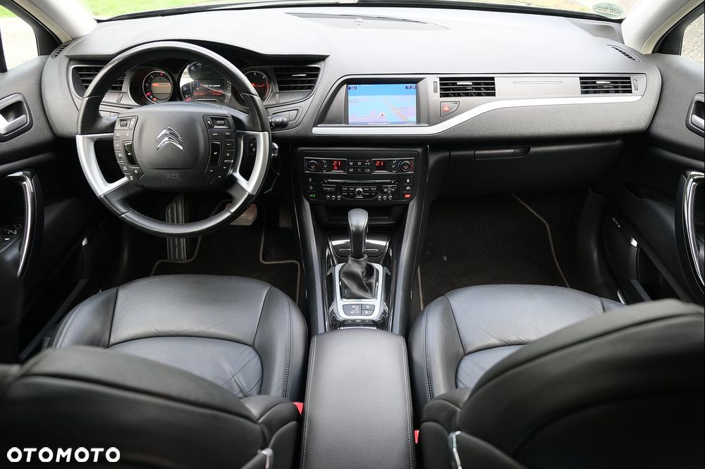 Citroën C5 HDi 165 FAP CrossTourer - 29