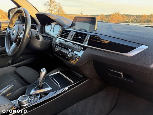 BMW Seria 1 118i GPF - 8