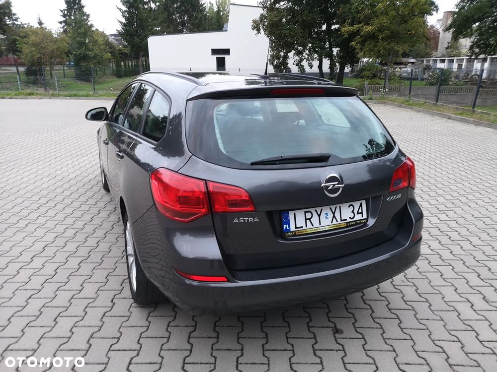 Opel Astra 1.4 ecoFLEX Sport - 28