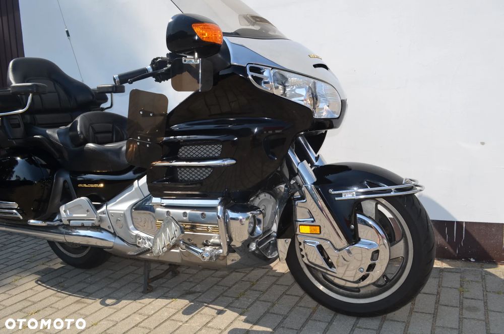 Honda GL - 6