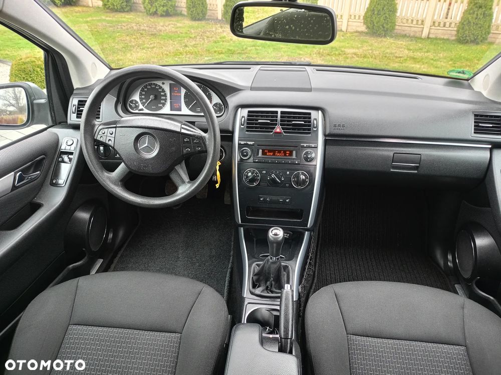 Mercedes-Benz Klasa B - 24