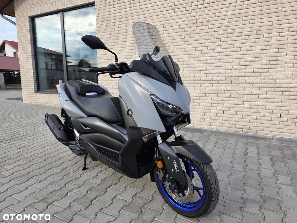Yamaha X-max - 8