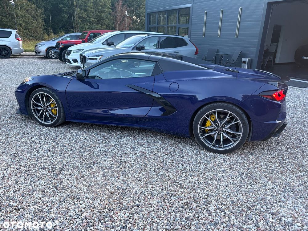 Chevrolet Corvette - 14