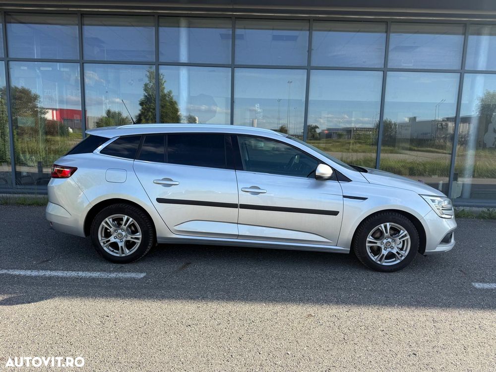 Renault Megane - 9