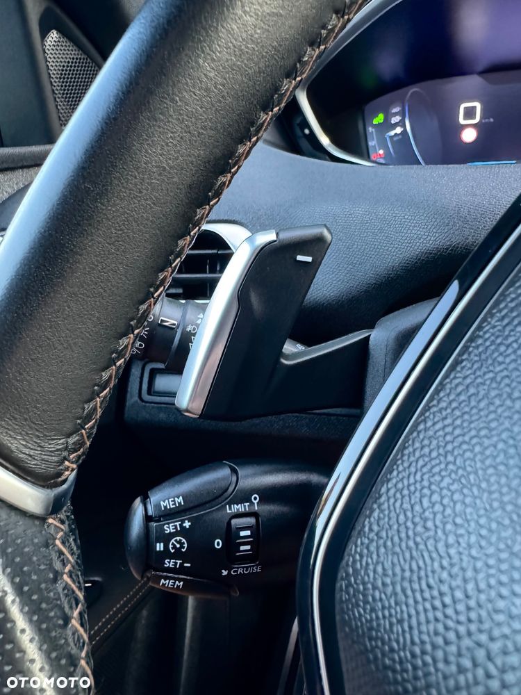 Peugeot 3008 - 25