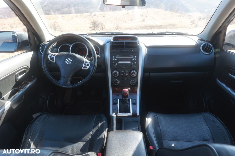 Suzuki Grand Vitara 1.9 DDiS Comfort DPF - 5