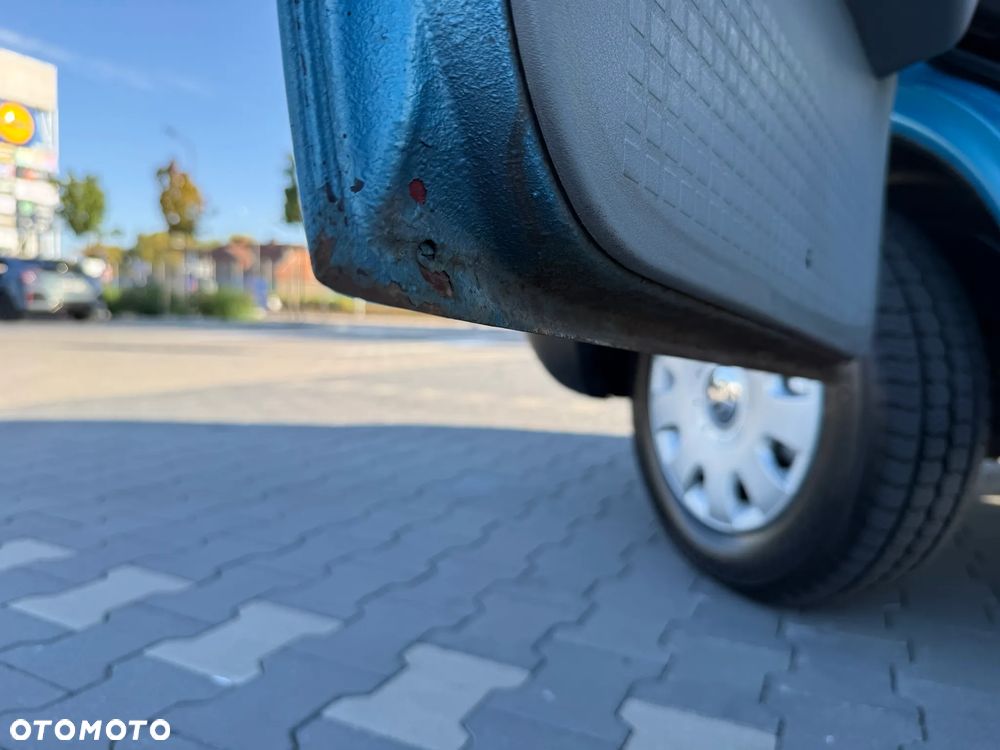 Volkswagen Multivan - 30