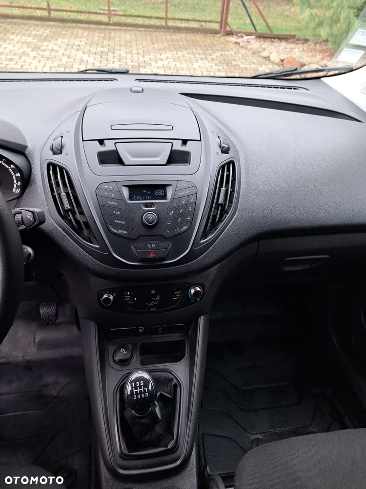 Ford Transit Courier - 6