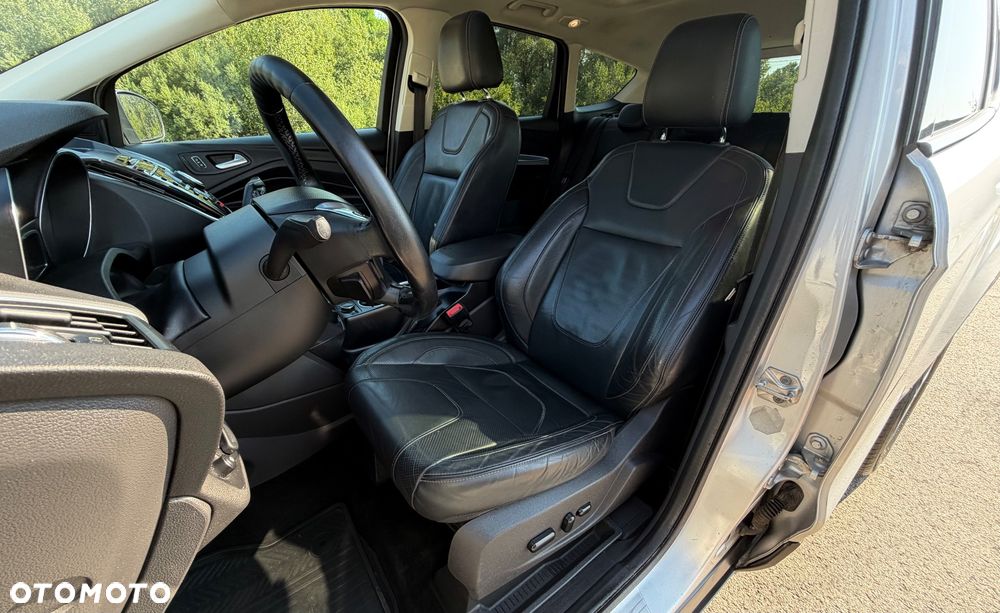 Ford Kuga 2.0 TDCi 4WD Titanium - 21