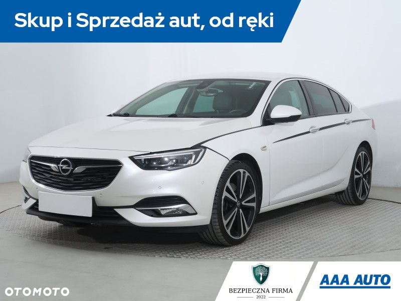 Opel Insignia - 2