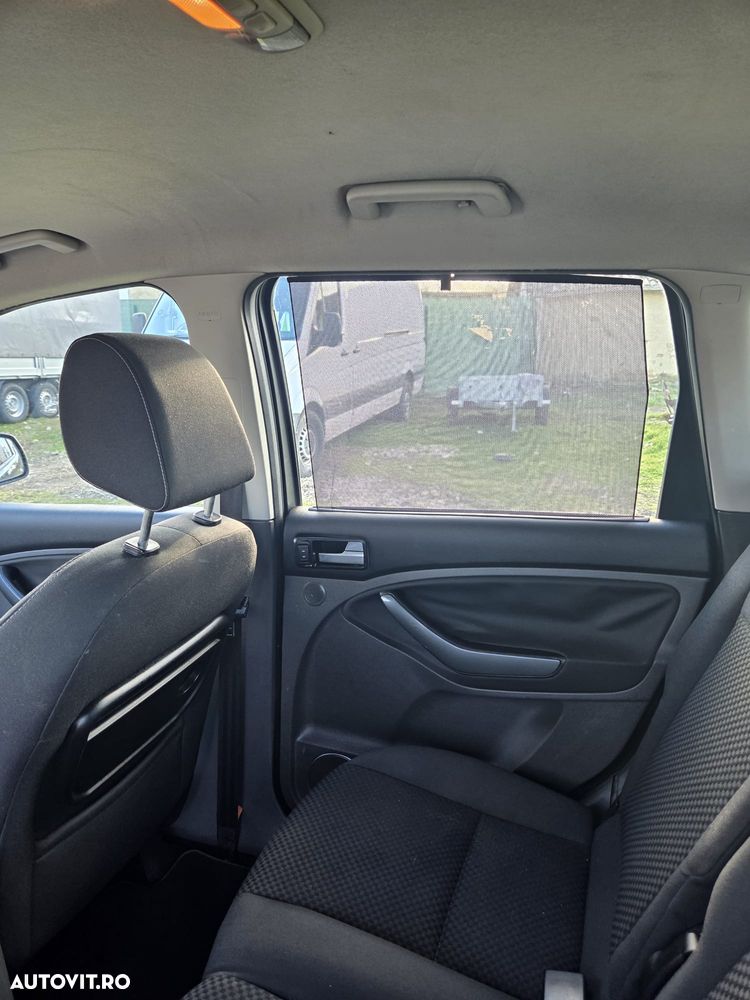 Ford C-Max - 7