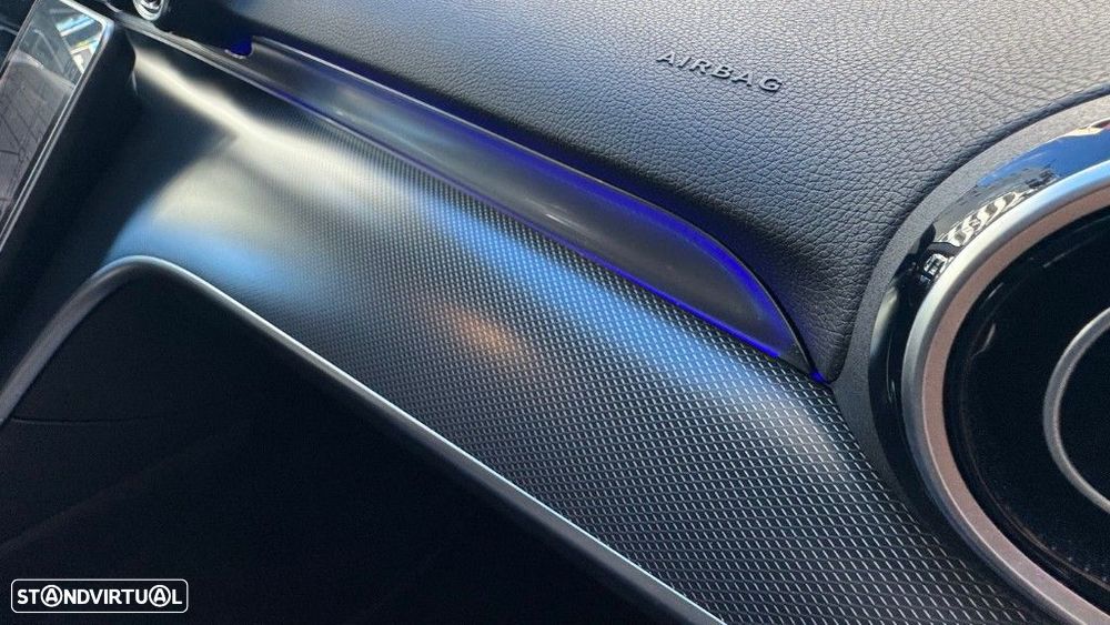Mercedes-Benz C 200 d 9G-TRONIC Edition Avantgarde — fotografia 18
