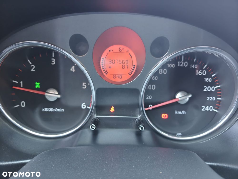 Nissan X-Trail 2.0 dCi 4x4 DPF Platinum - 26